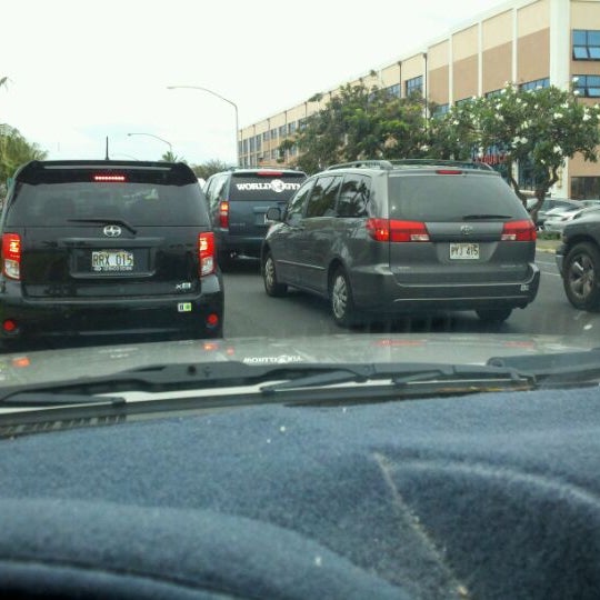 Nimitz Highway Kalihi Palama 0 tips