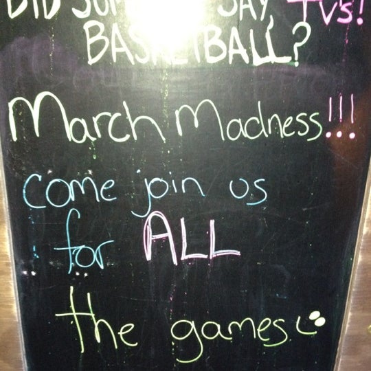 Снимок сделан в Adelphia Sports Bar &amp; Grille пользователем Joan H. 3/15/2012