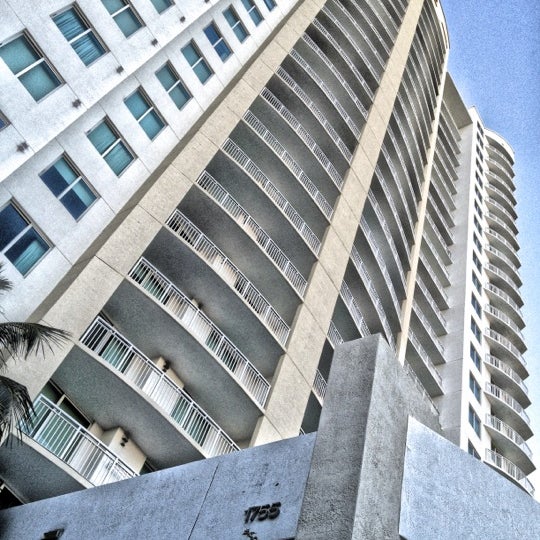 King Rhodes Realty