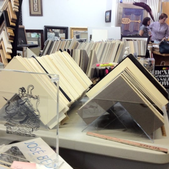 Borders Framing Little Havana 2 tips from 20 visitors