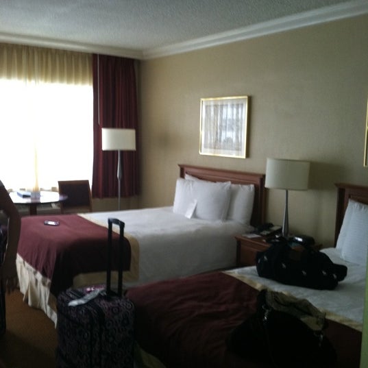 Photo taken at Ocean Sky Hotel &amp; Resort by Delete on 7/26/2012