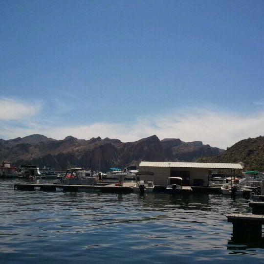 Foto tomada en Desert Belle Tour Boat  por Lisa B. el 4/9/2012