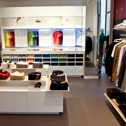 Lacoste - Boutique in