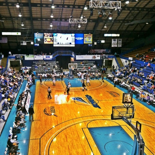 Photo taken at Sioux Falls Arena by Alex J. on 3/21/2012