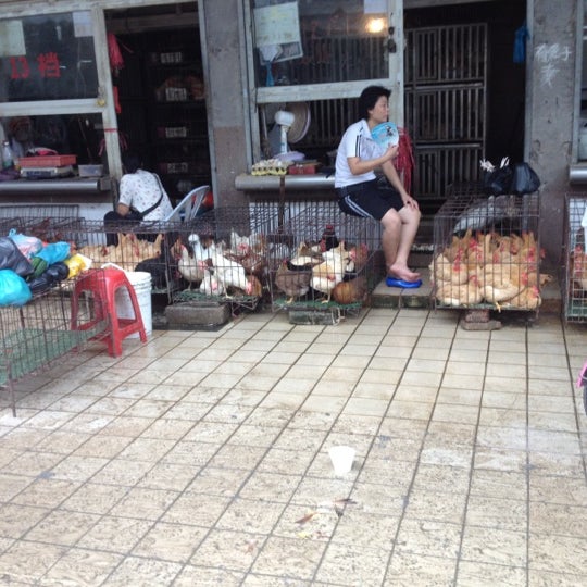 Ночной рынок гуанчжоу. Рынок шарик в Гуанчжоу.
