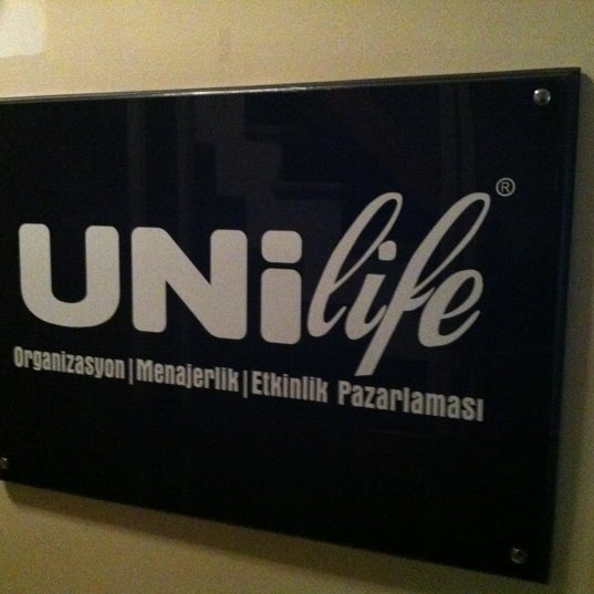 Photo prise au Unilife Organizasyon par Tolga E. le3/7/2012