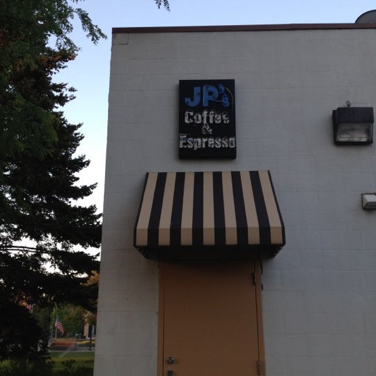 Foto tirada no(a) JP&#39;s Coffee &amp; Espresso Bar por Brett W. em 6/15/2012