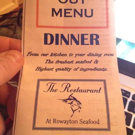 Photo prise au The Restaurant at Rowayton Seafood par Mark A. le2/28/2012