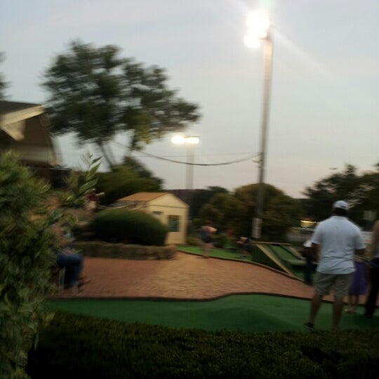 Photo taken at Royal Oak Golf Center by Deleo D. on 8/25/2012