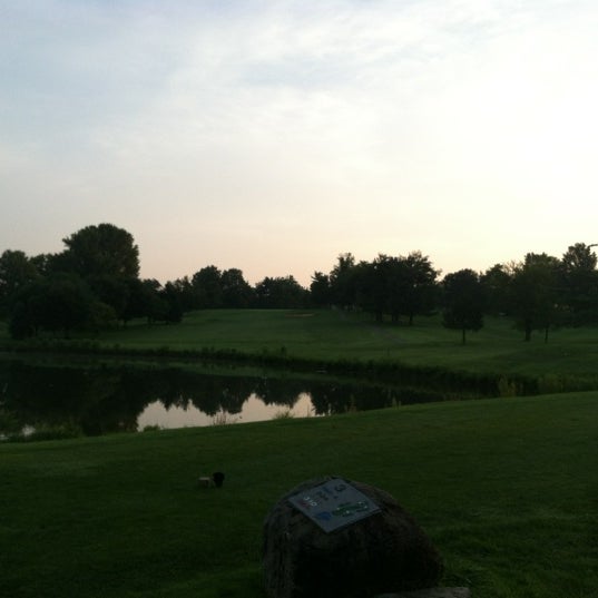 Foto diambil di Redgate Golf Course oleh Lynn N. pada 7/26/2012