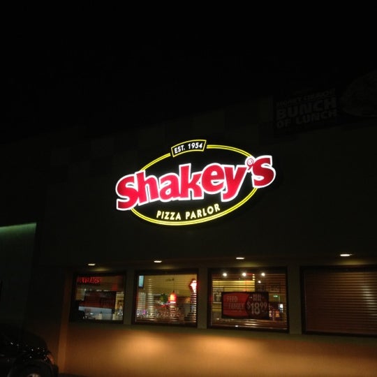 Photo taken at Shakey&#39;s Pizza Parlor by Scott B. on 6/10/2012