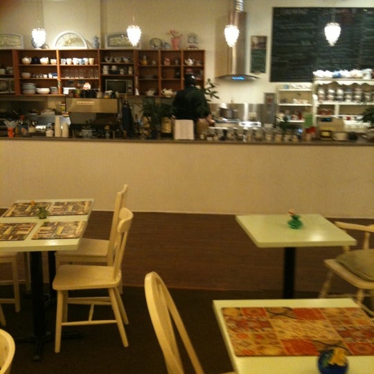 3/27/2012 tarihinde Alan B.ziyaretçi tarafından Venus Sophia Tearoom &amp; Vegetarian Eatery'de çekilen fotoğraf