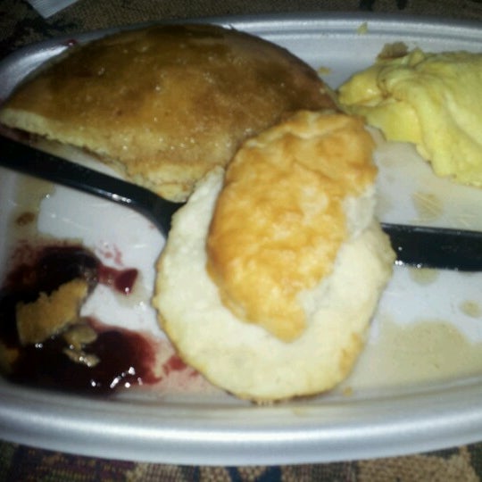 Photos at McDonald's North Sifton Orchards 9 tips from 291 visitors