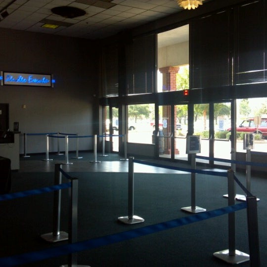 Photo taken at Studio Movie Grill Copperfield by Ryan L. on 7/21/2012