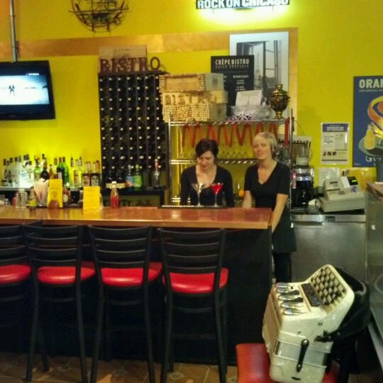 2/3/2012에 James F.님이 Crêpe Bistro &amp; Martini Bar에서 찍은 사진