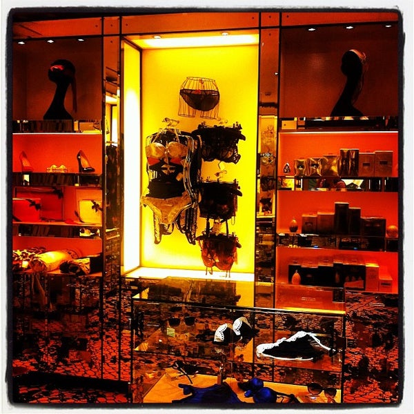 Agent Provocateur, магазин нижнего белья, ул. Петровка, 2, Москва - Яндекс Карты