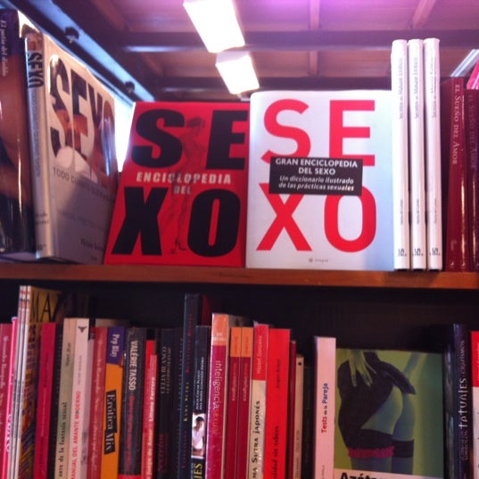 Электронная книга mr. Grand book. Book frank 04462. Заставка для электронной книги. Путешествие в рождество.