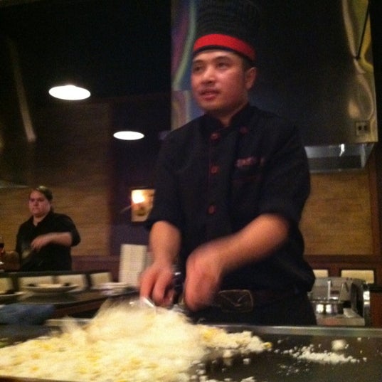 Foto tomada en Kobe’s Japanese Steak House and Sushi Bar  por Matt F. el 3/6/2012