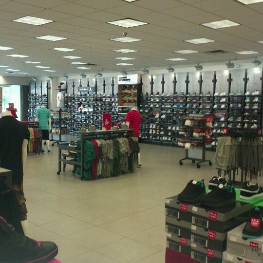 Foot Locker Central Park Birmingham, AL