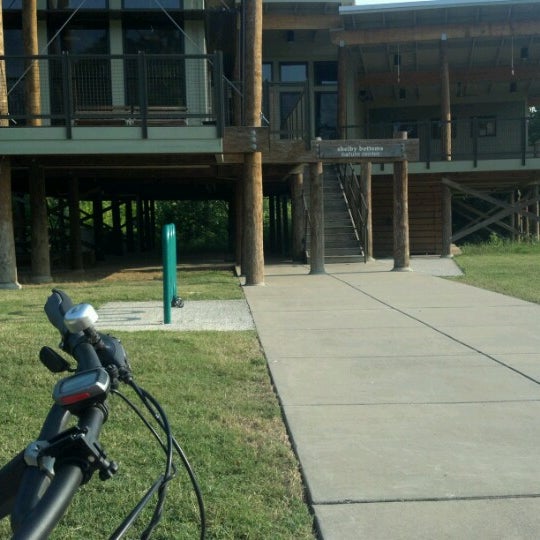 Foto scattata a Shelby Bottoms Park &amp; Nature Center da Reuben S. il 6/20/2012