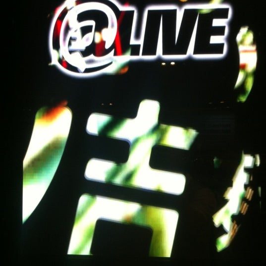รูปภาพถ่ายที่ @LIVE Live Music Club (新乐屋) โดย 刺 客. เมื่อ 6/2/2012