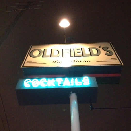 7/8/2012にMike J.がOldfield&#39;s Liquor Roomで撮った写真