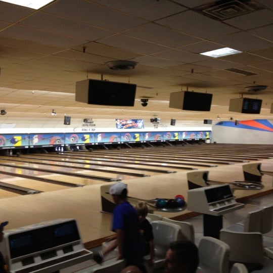 Photos at Oakwood Lanes 5 tips from 482 visitors