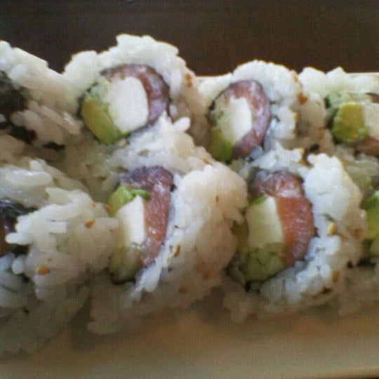 Снимок сделан в Wonderful Sushi Hillcrest пользователем Dustin M. 5/31/2012