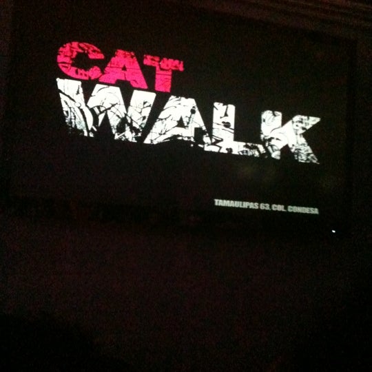 Foto tirada no(a) Catwalk Condesa por Victor L. em 3/4/2012