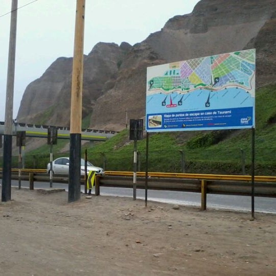 Снимок сделан в Circuito de Playas - Miraflores пользователем Liria D. 4/1/2012