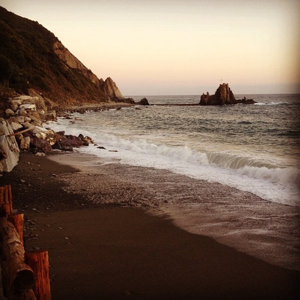 Spiaggia Di Renà Spiaggia