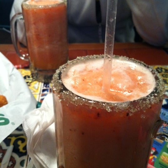 Photo taken at Chili&#39;s Grill &amp; Bar by Tiphany B. on 4/17/2012