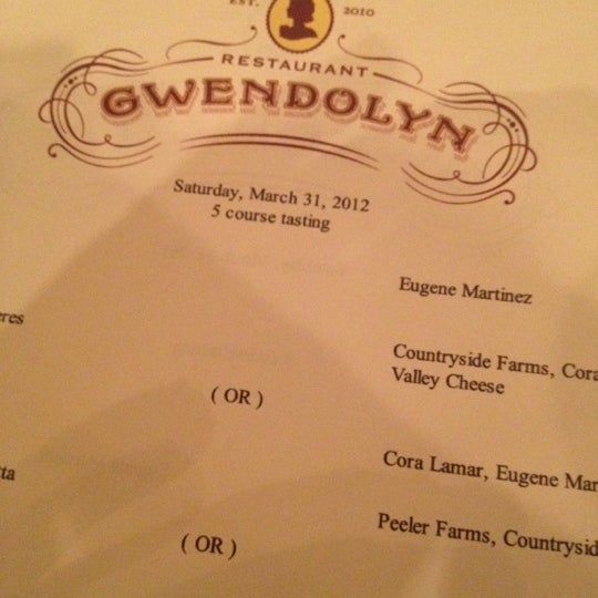 รูปภาพถ่ายที่ Restaurant Gwendolyn โดย Colleen P. เมื่อ 4/1/2012