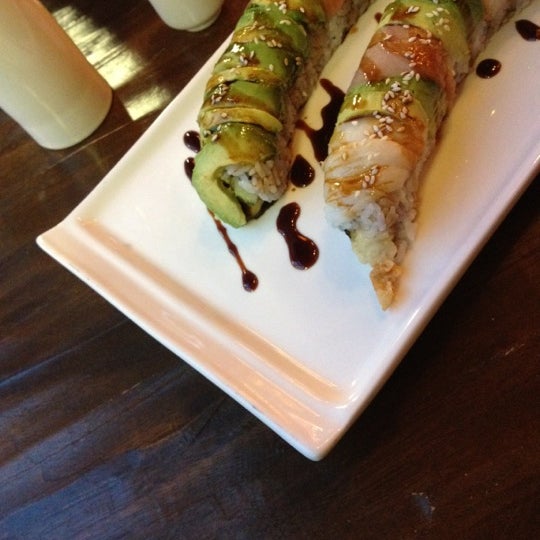 Photo taken at Sakura Restaurant &amp; Sushi Bar by Garrio H. on 5/6/2012