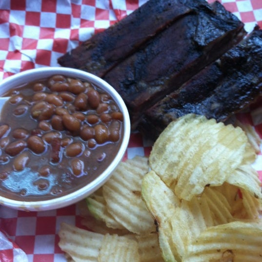 Photo taken at Dick&#39;s Bodacious BBQ by Chancellor J. on 5/1/2012