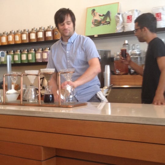 6/9/2012にBrandoがBru Coffeebarで撮った写真