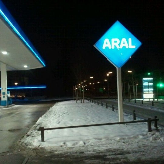 Photo taken at Aral by Marko A. on 2/13/2012