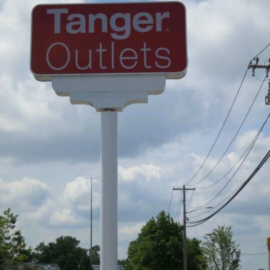 Photo taken at Tanger Outlet Riverhead by AA M. on 7/28/2012