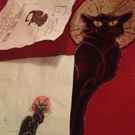 Le Chat Noir French Restaurant In Grandes Carrières