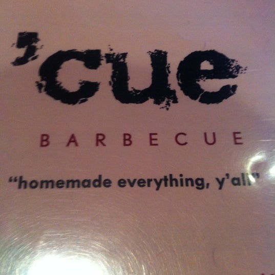 Foto diambil di &#39;Cue Barbecue oleh Hance A. pada 5/22/2012