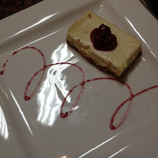 7/22/2012にChristy S.がUpper Crust Pie &amp; Bakeryで撮った写真