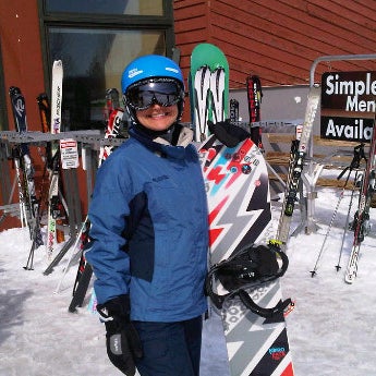 Снимок сделан в Chicopee Ski &amp; Summer Resort пользователем Sylvia T. 2/15/2012
