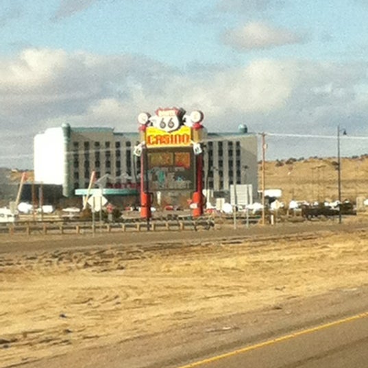 Das Foto wurde bei Route 66 Casino Hotel von Brian H. am 2/28/2012 aufgenommen