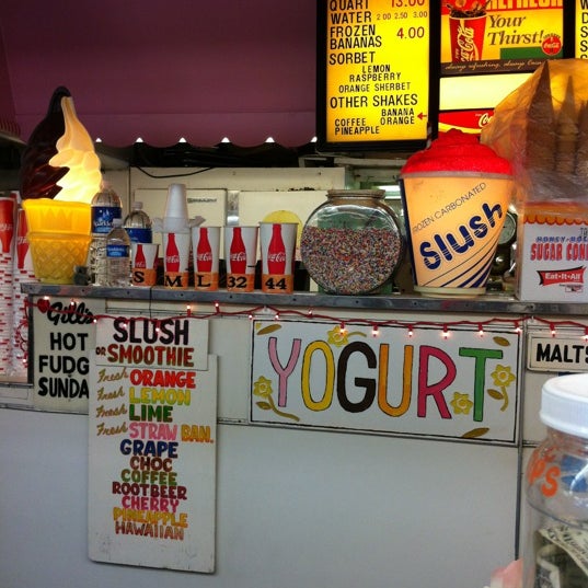 Photos at Gill's Old Fashioned Ice Cream Ice Cream Shop in Los Angeles