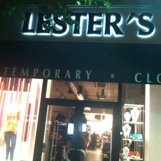 4/17/2012にCharly S.がLester&#39;sで撮った写真