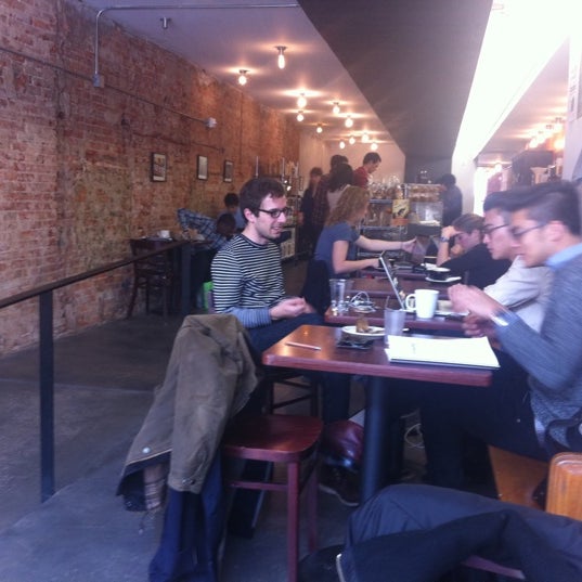 4/1/2012にIvan Z.がChinatown Coffee Companyで撮った写真