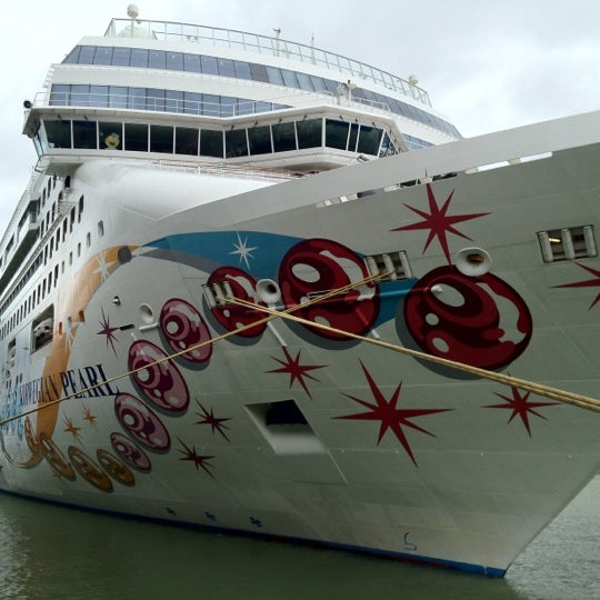 Norwegian Pearl лайнер