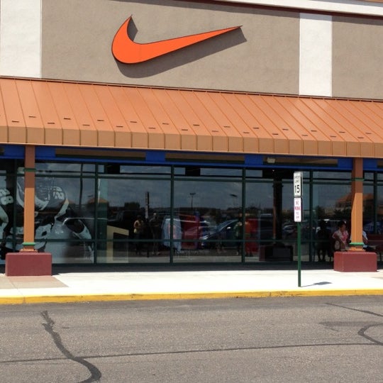 nike store eagan outlet mall