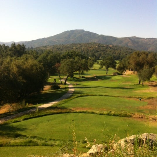 Sierra Meadows Country Club Golf Course in Ahwahnee Sierra Meadows Country Club Golf Course in Ahwahnee