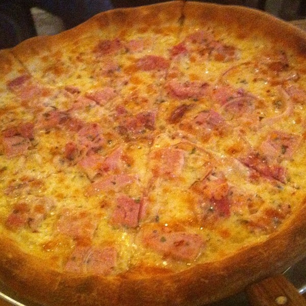 Foto tirada no(a) Gioia Pizzeria por Andy S. em 7/16/2012